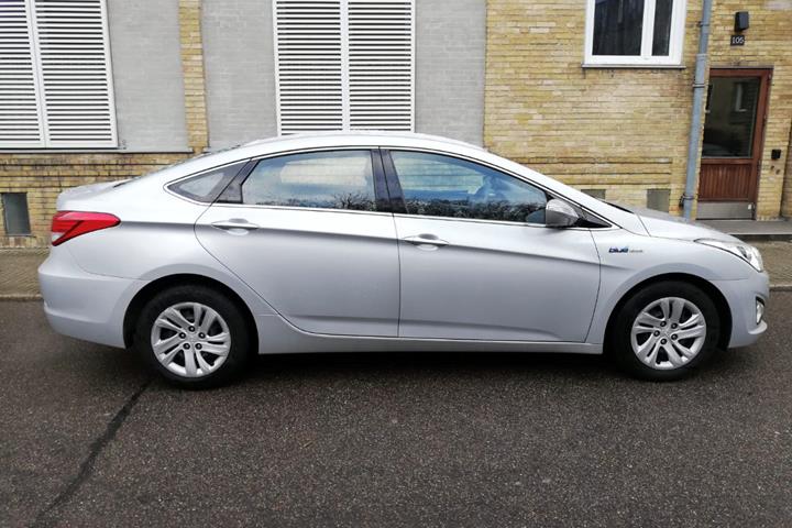 Grå Hyundai i40 fra 2014