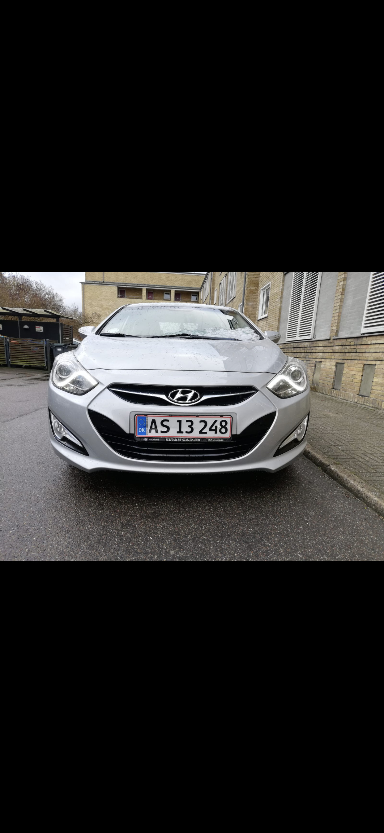 Grå Hyundai i40 fra 2014