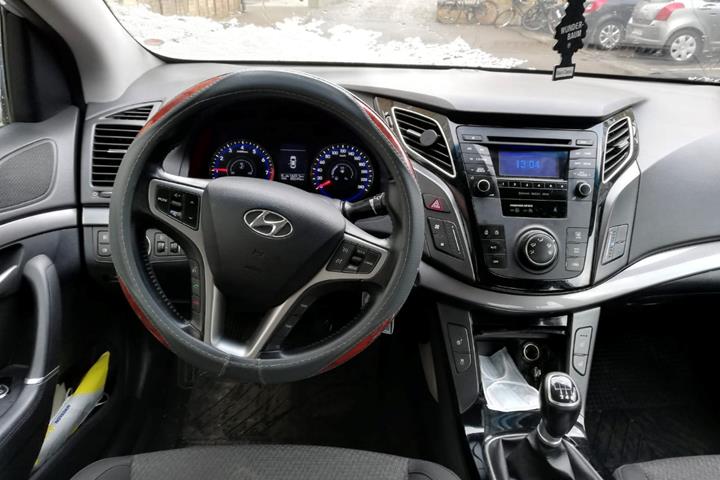 Grå Hyundai i40 fra 2014
