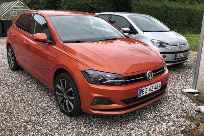 Orange VW Polo fra 2018