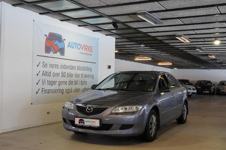 Grå Mazda 6 fra 2003