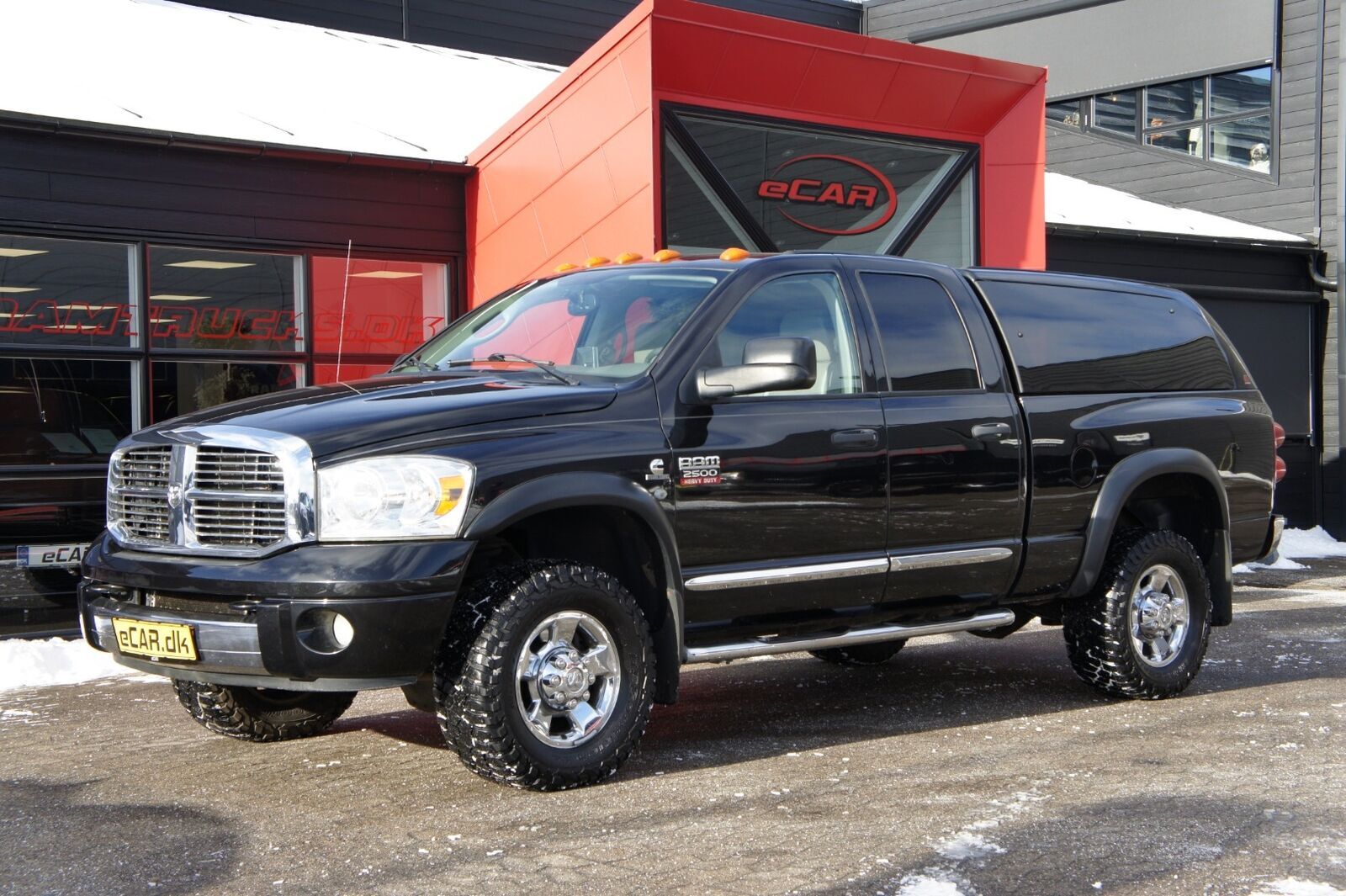 Grå Dodge RAM 2500 fra 2008