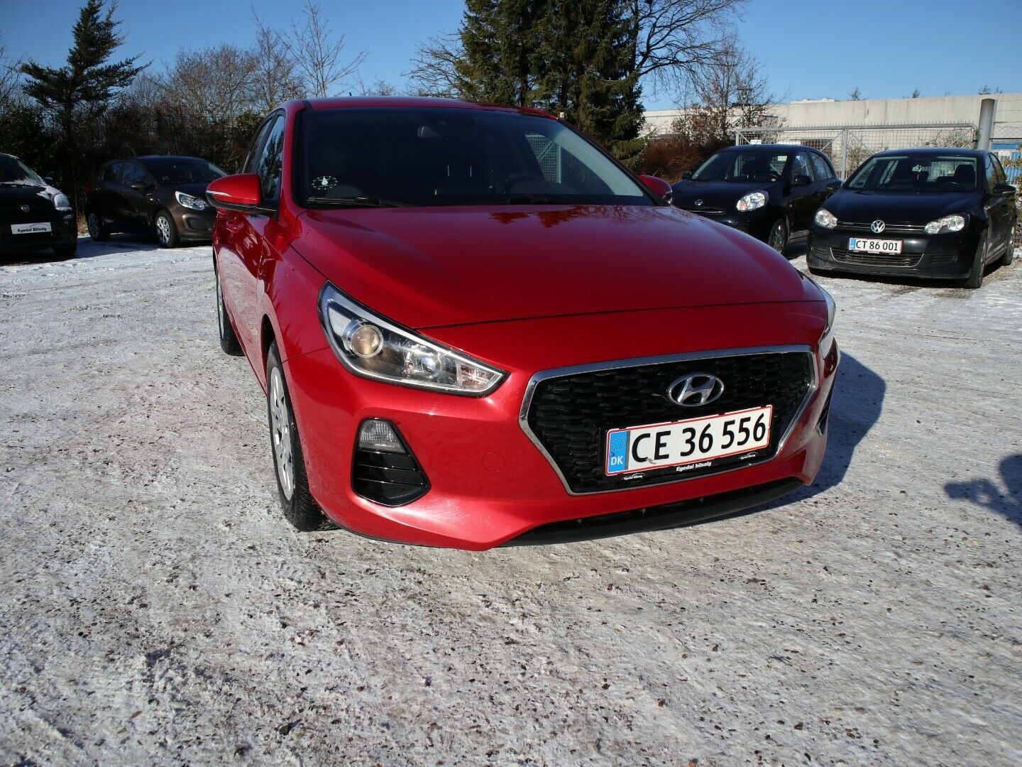 Grå Hyundai i30 fra 2017