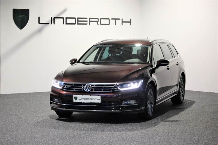 Grå VW Passat fra 2018