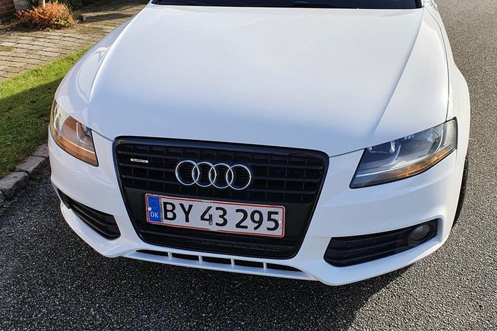 Hvid Audi A4 fra 2008