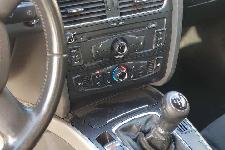 Hvid Audi A4 fra 2008