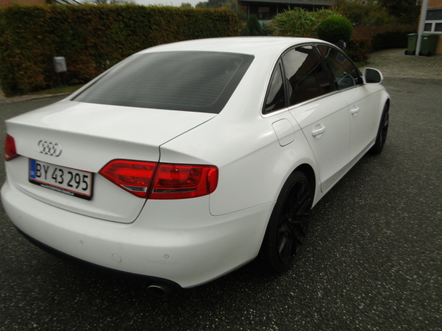 Hvid Audi A4 fra 2008