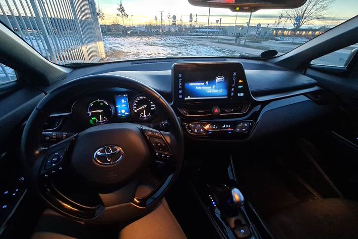 Sort Toyota Toyota fra 2018