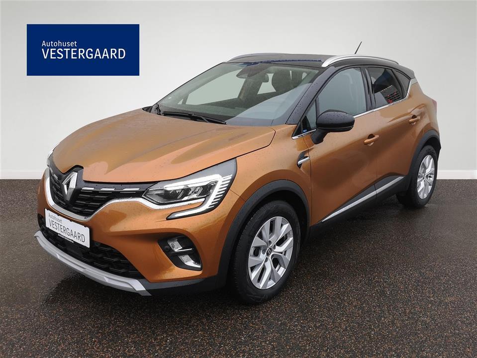 Orange Renault Captur fra 2020