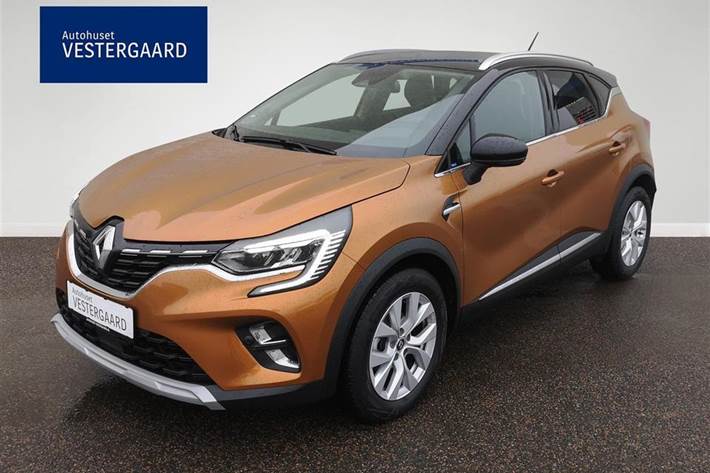 Orange Renault Captur fra 2020