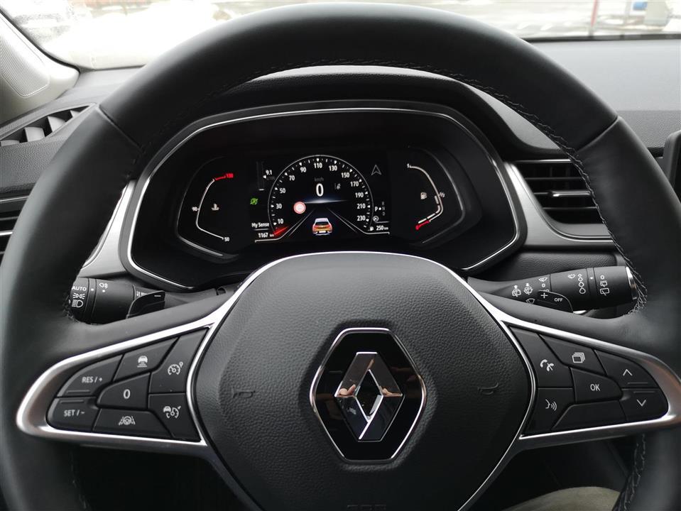 Orange Renault Captur fra 2020