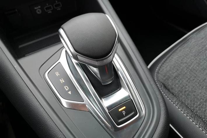 Orange Renault Captur fra 2020