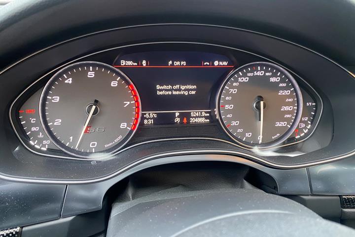 Sort Audi S6 fra 2012
