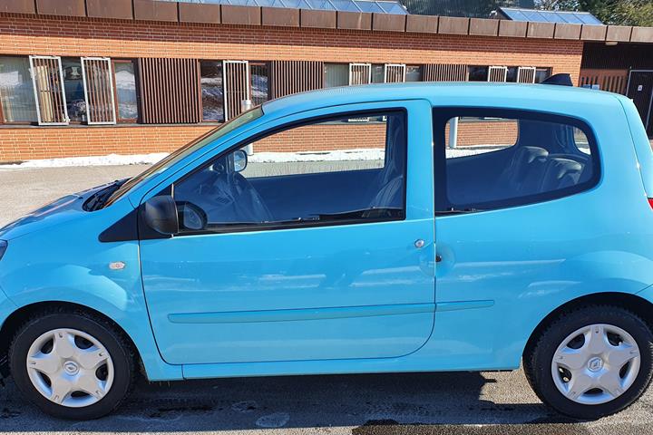 Blå Renault Twingo fra 2013