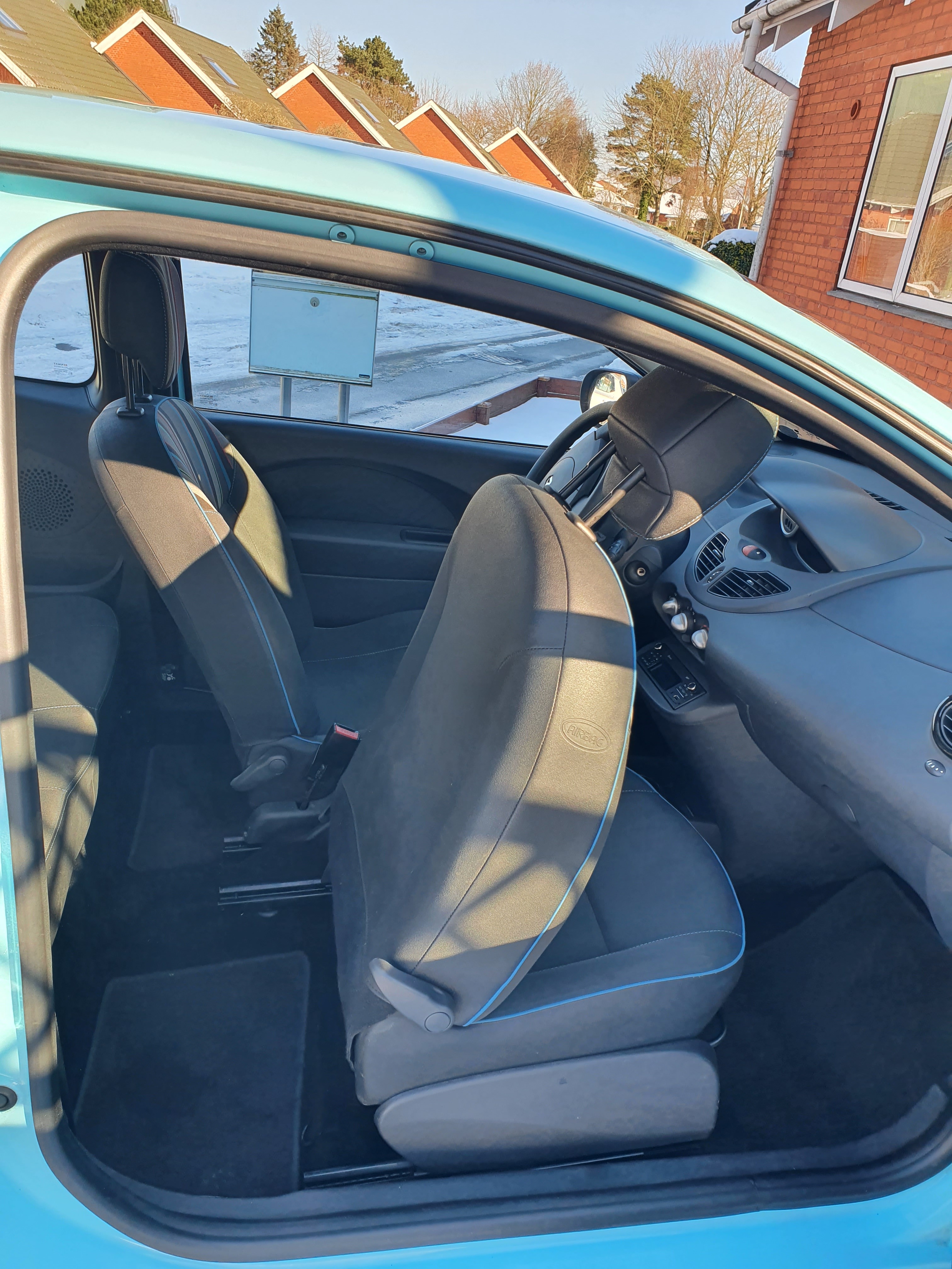 Blå Renault Twingo fra 2013