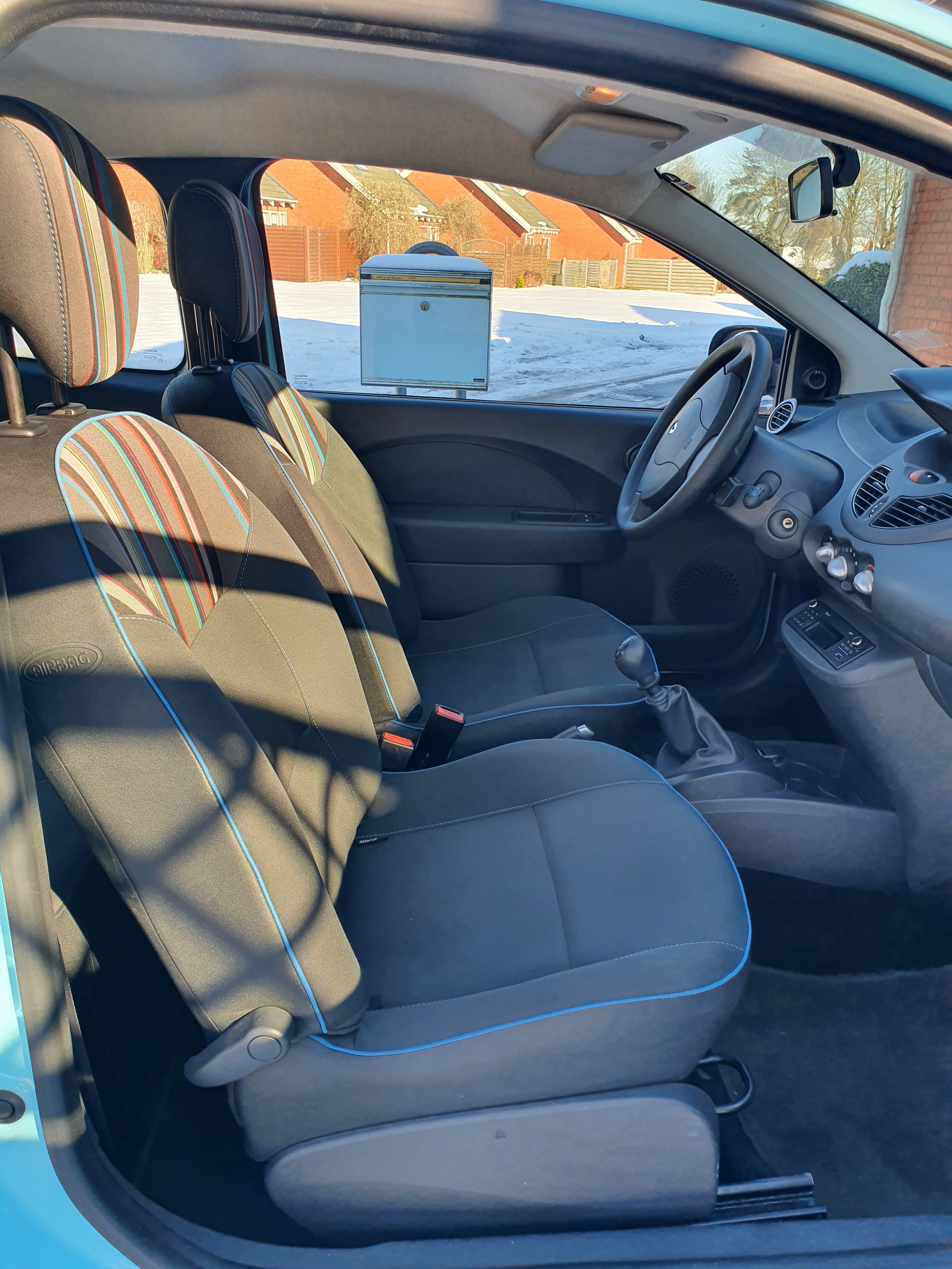 Blå Renault Twingo fra 2013