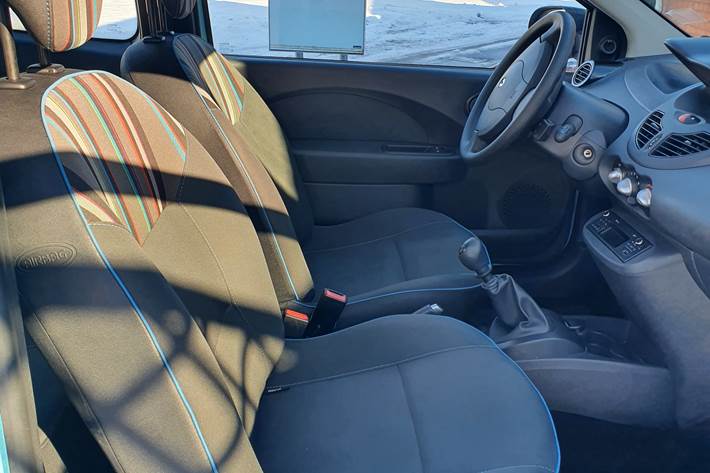 Blå Renault Twingo fra 2013