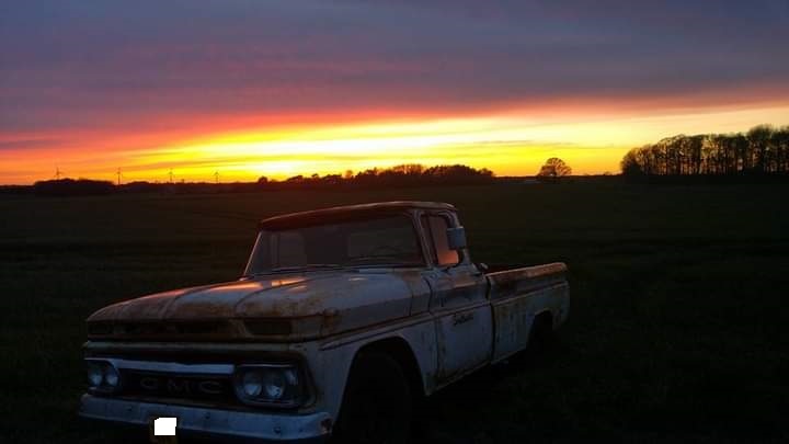 Beige GMC Anden fra 1963