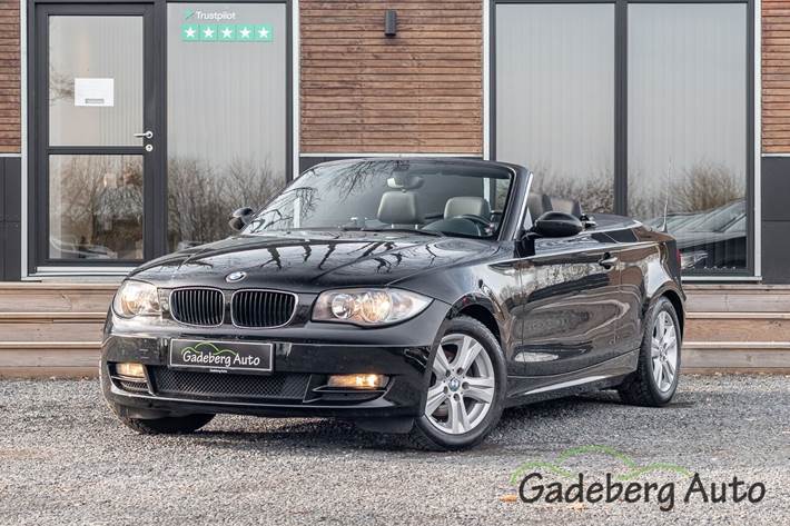 Sort BMW 118i fra 2009