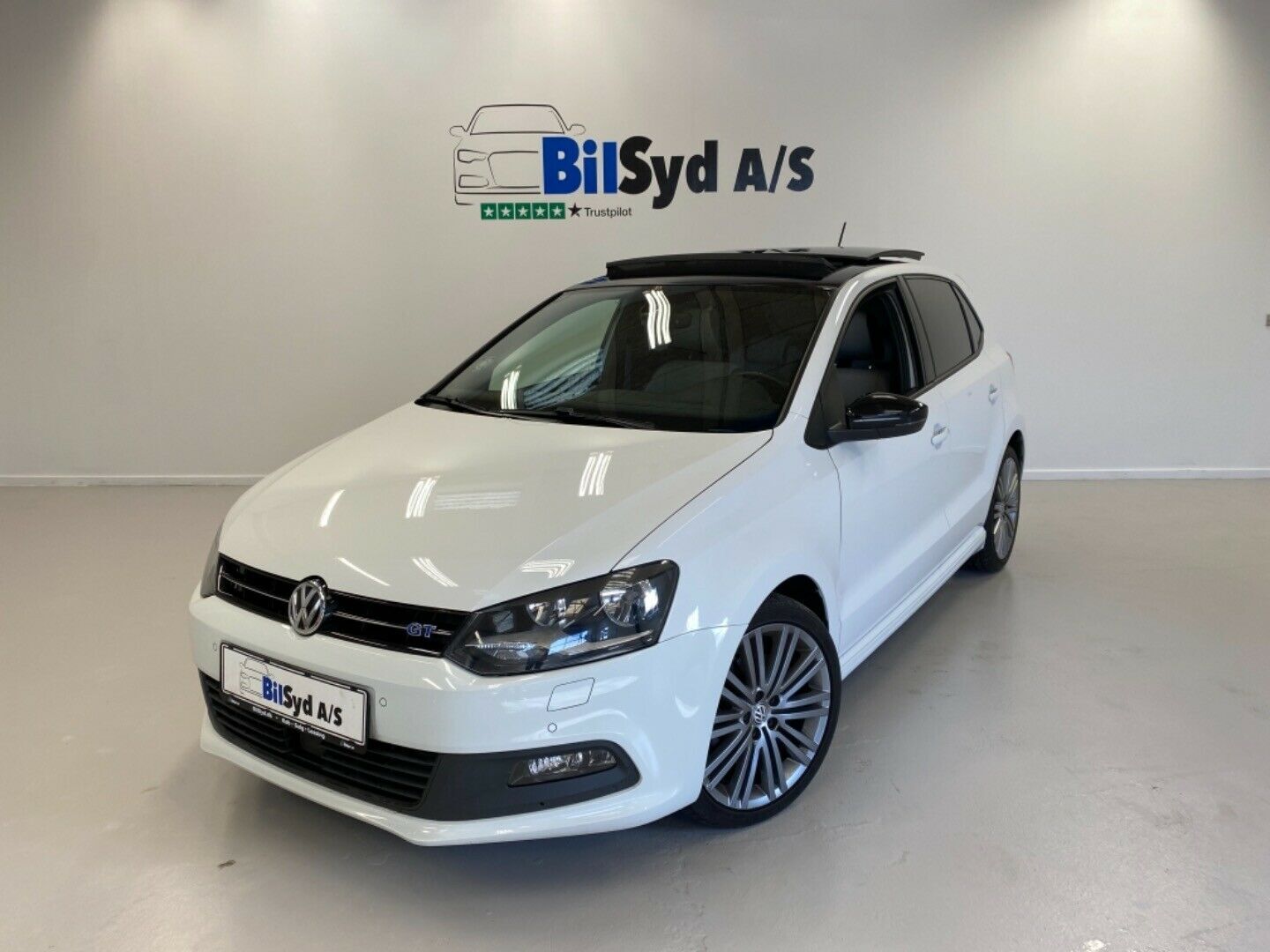 Hvid VW Polo fra 2015