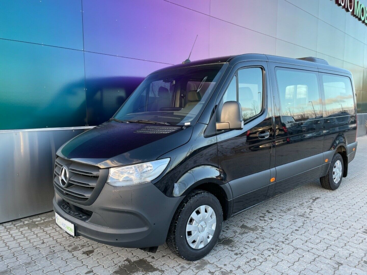 Sort Mercedes Sprinter 211 fra 2020