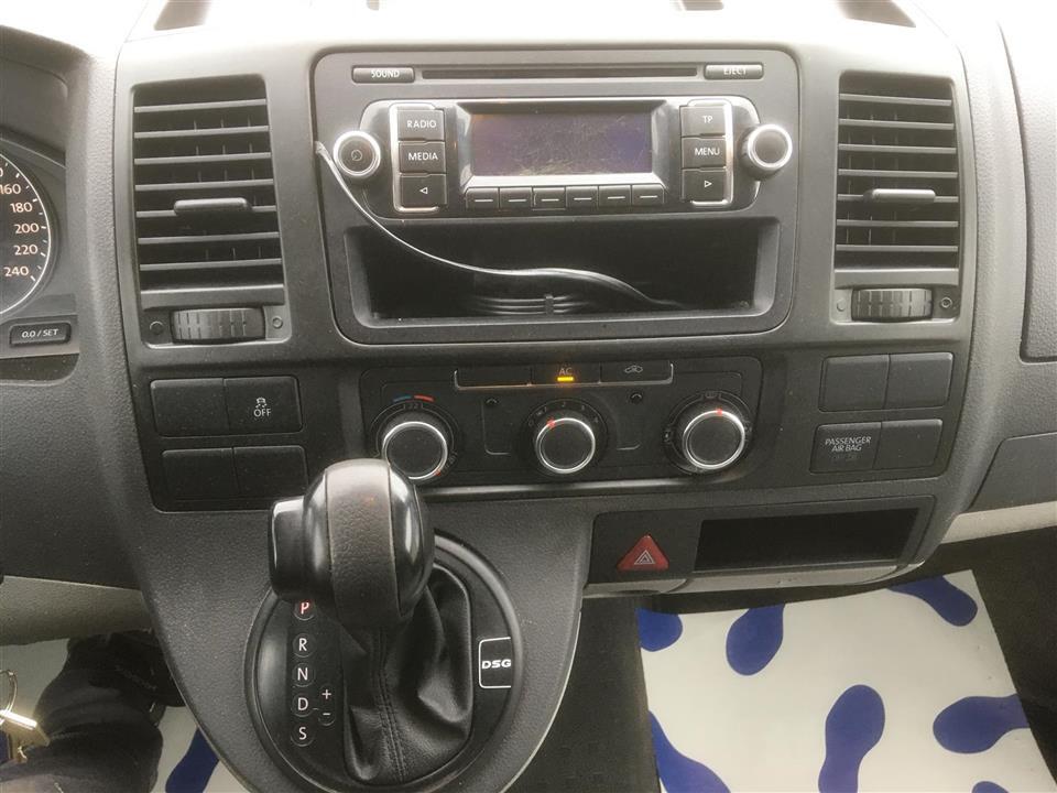 Hvid VW Transporter fra 2011
