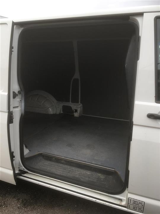 Hvid VW Transporter fra 2011