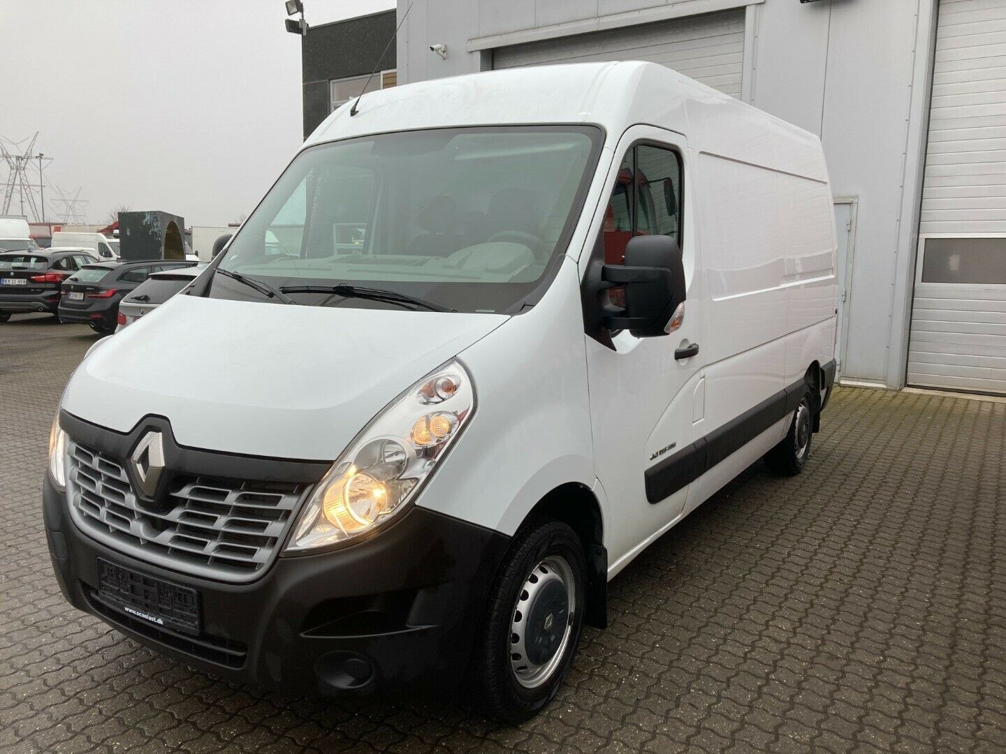 Grå Renault Master III T35 fra 2014