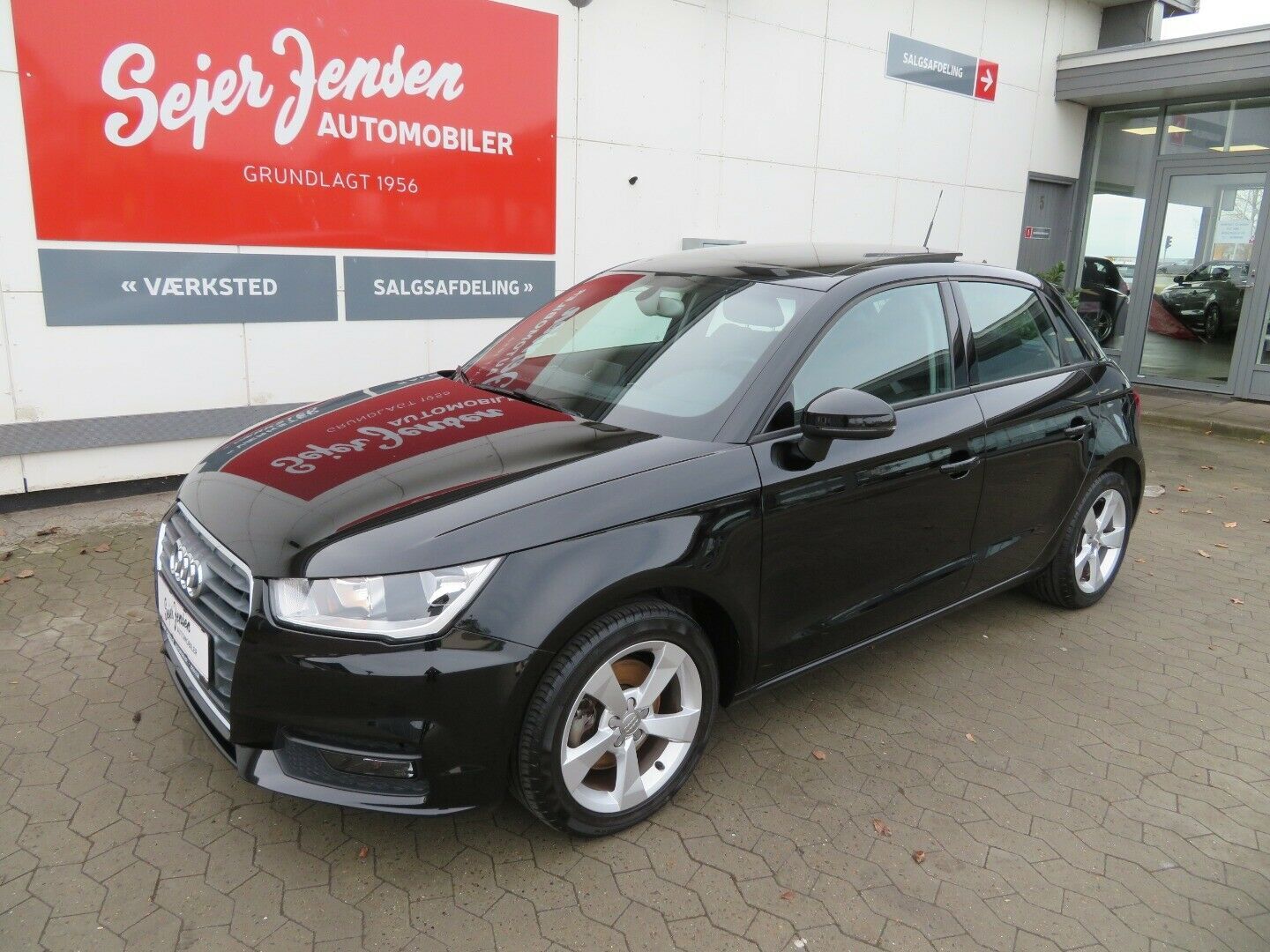 Sort Audi A1 fra 2018