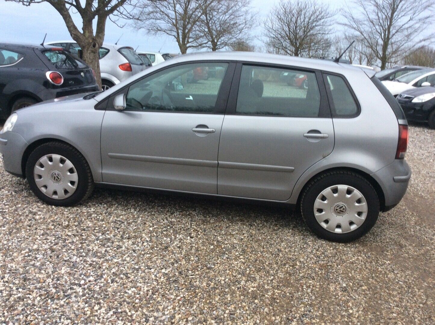 Sølv VW Polo fra 2008