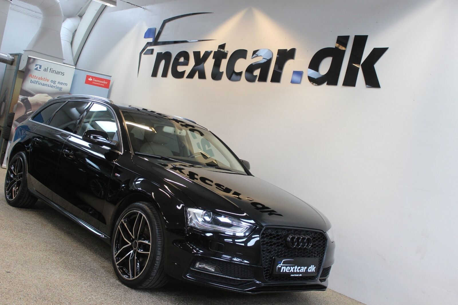 Grå Audi A4 fra 2015