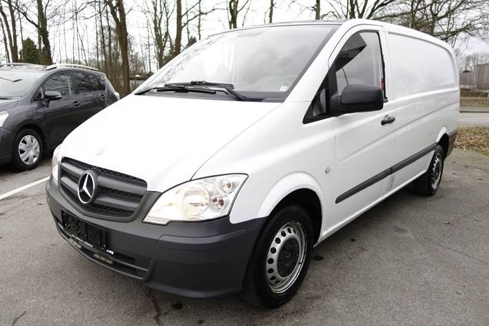 Hvid Mercedes Vito 110 fra 2014