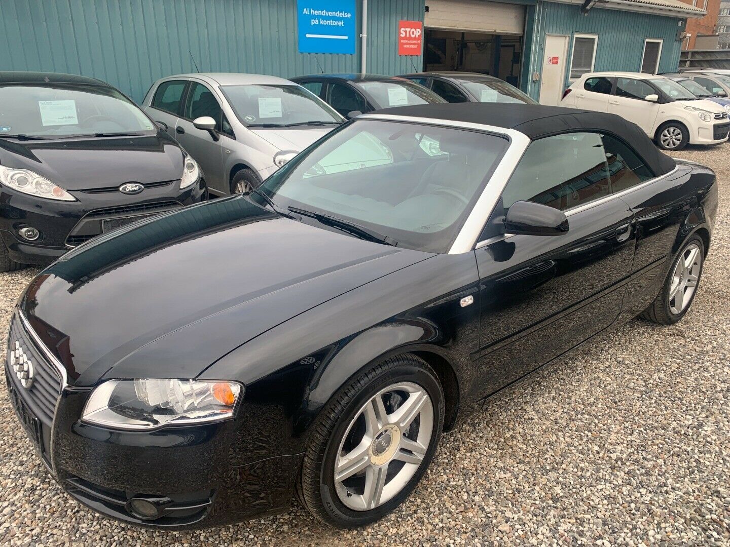 Grå Audi A4 fra 2006