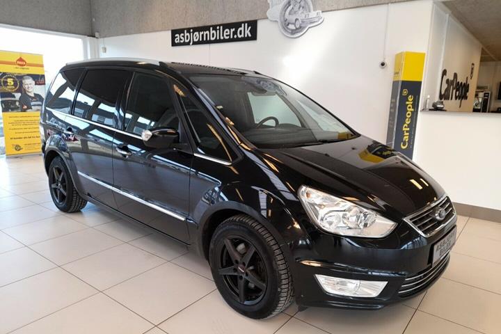 Sort Ford Galaxy fra 2014