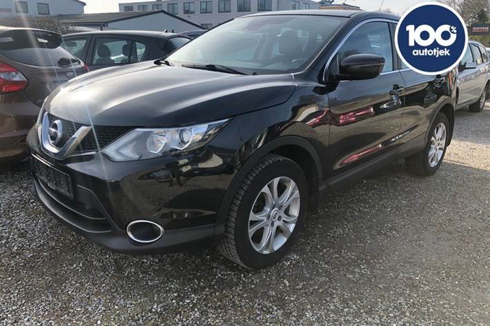 Grå Nissan Qashqai fra 2015