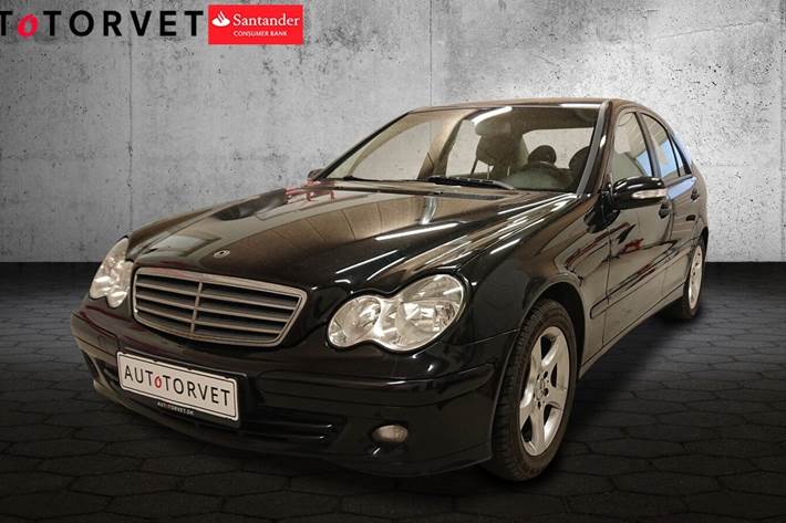 Sort Mercedes C180 fra 2006
