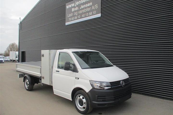 Hvid VW Transporter fra 2021