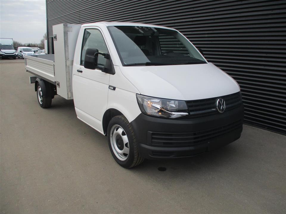 Hvid VW Transporter fra 2021