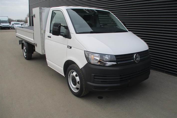 Hvid VW Transporter fra 2021