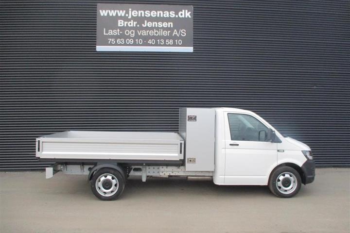 Hvid VW Transporter fra 2021