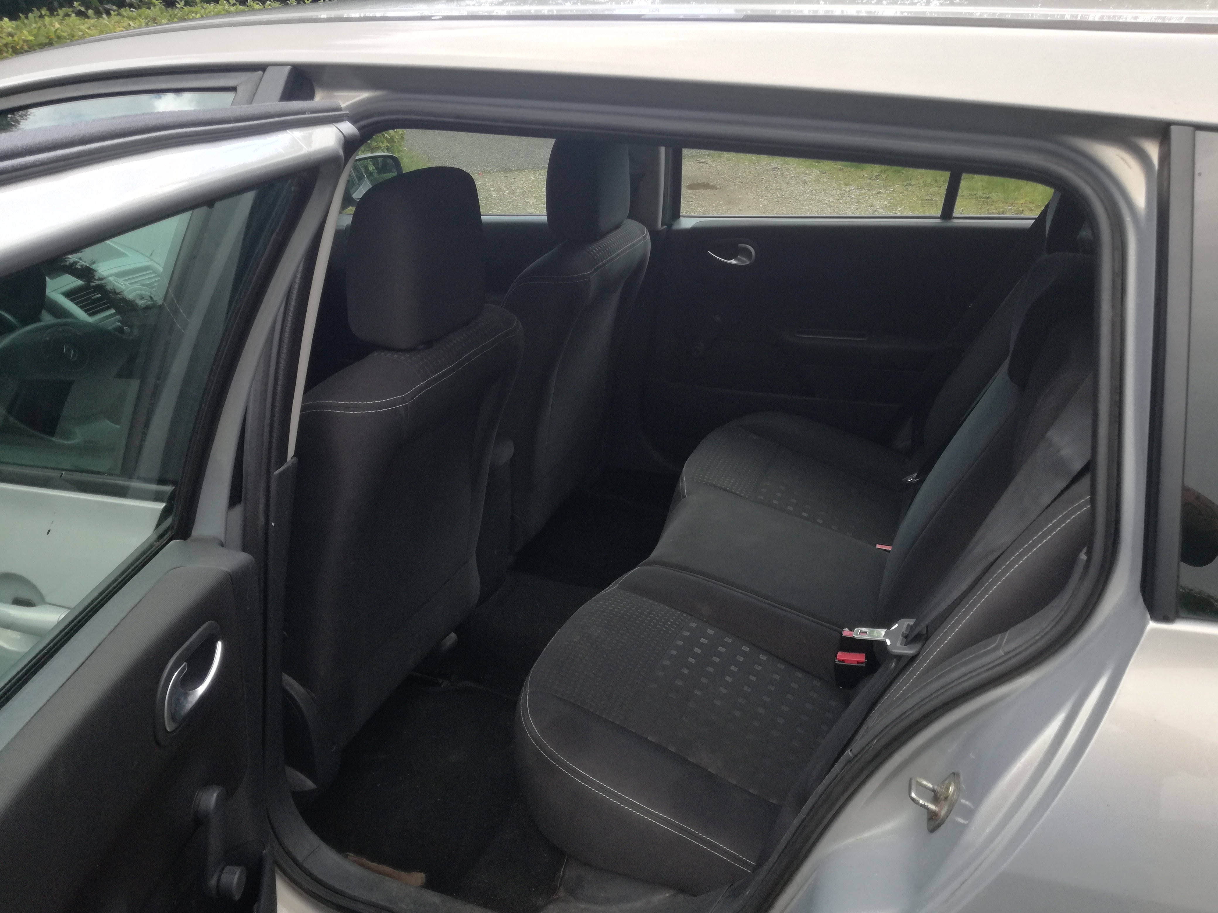 Grå Renault Megane II fra 2006