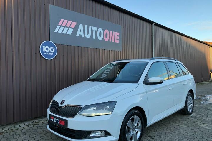 Hvid Skoda Fabia fra 2017