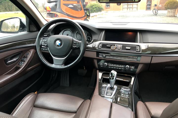 Bronze BMW 225d fra 2016