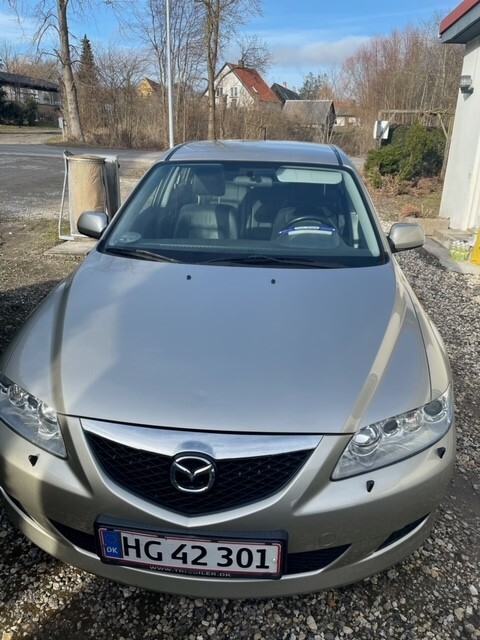 Guld Mazda 6 fra 2005