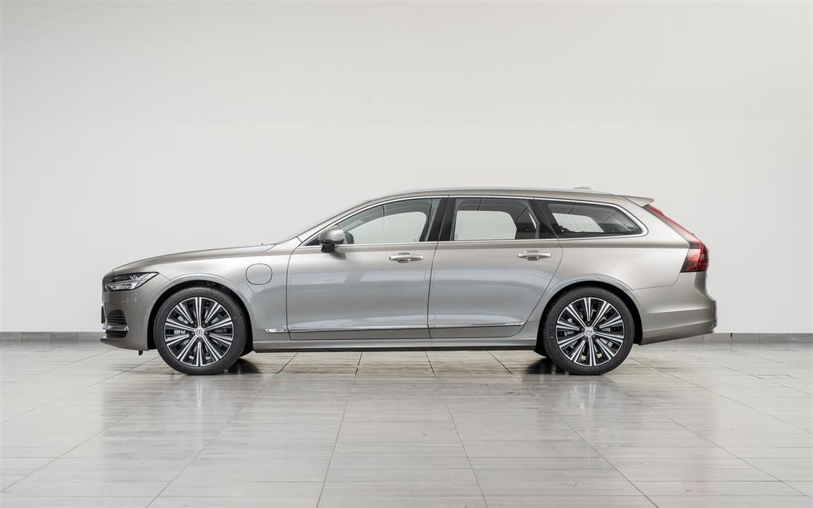 Grå Volvo V90 fra 2021