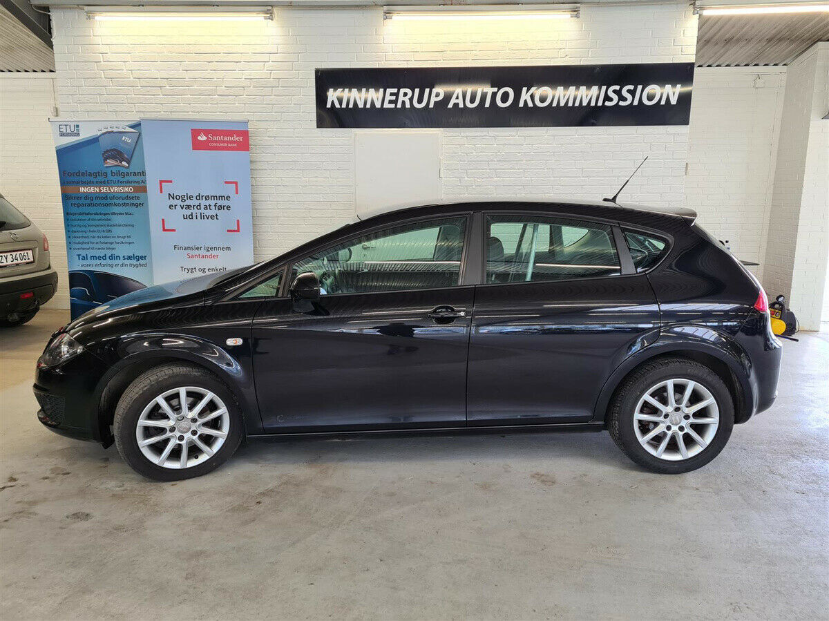 Grå Seat Leon fra 2012