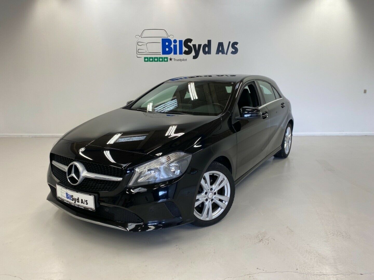 undefined Mercedes A180 d fra 2016