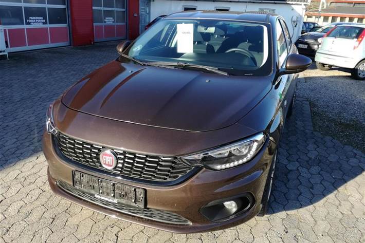 Bronze Fiat Tipo fra 2017