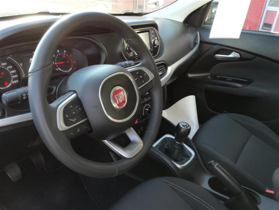 Bronze Fiat Tipo fra 2017