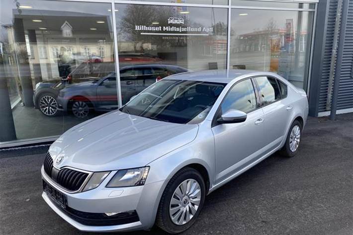 Sølv Skoda Octavia fra 2018
